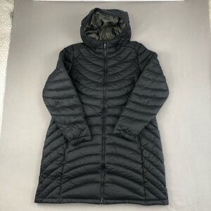 L. L. Bean Women's Ultralight 850 Down Hooded Coat